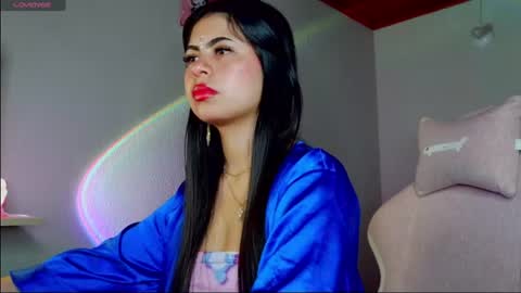 megan_queen_777 online show from 06-13-26, 09:29