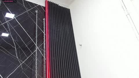 Megan Siner online show from 04-05-26, 03:09