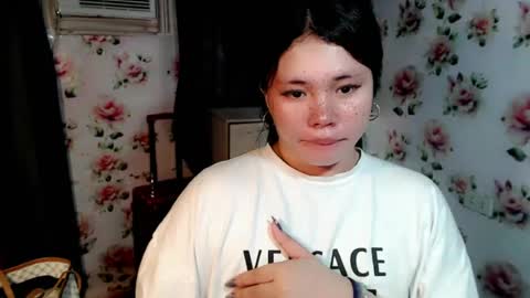 Snapshot of megan_younng chatting on 07-16-26, 05:57 MEGAN online show from 07-16-26, 05:57
