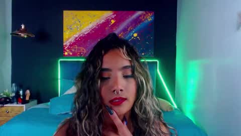 M E G A N   online show from 01-30-25, 10:19