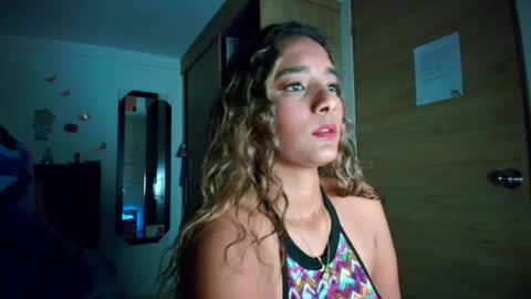 M E G A N   online show from 03-26-26, 09:42