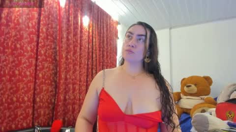 Snapshot of meganhotcurvy chatting on 07-13-26, 12:19 meganhotcurvy online show from 07-13-26, 12:19