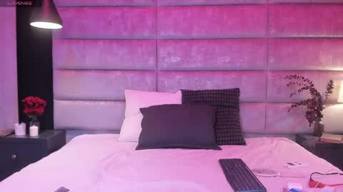 meganmonroee_ online show from 04-03-26, 09:13