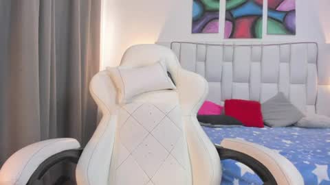 Snapshot of meganqueen2 chatting on 07-03-26, 12:22 Megan Queen online show from 07-03-26, 12:22