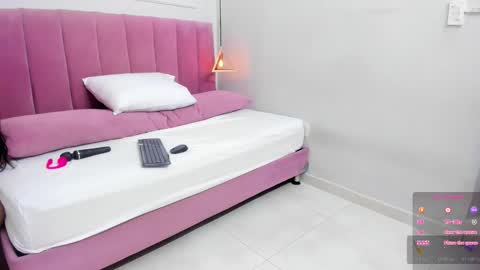 Megan  online show from 11-25-25, 07:36