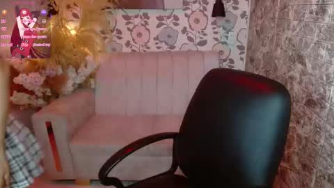 Snapshot of meghan_nill chatting on 03-05-26, 03:13 Meghan online show from 03-05-26, 03:13