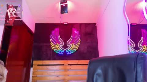 Snapshot of meghan_nill chatting on 03-21-26, 08:19 Meghan online show from 03-21-26, 08:19