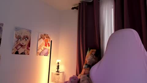 Mei  online show from 12-22-25, 09:45