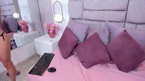 melaniee_joness online show from 07-03-26, 05:52