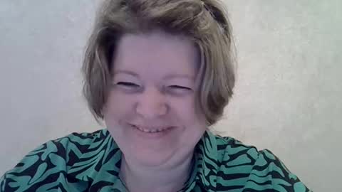 melaniefeys online show from 05-25-26, 07:03