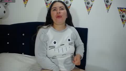 Snapshot of melanieparker20 chatting on 07-01-26, 01:18 Melanie Parker online show from 07-01-26, 01:18