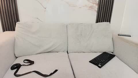 Melanie online show from 02-10-26, 09:30