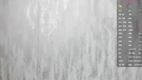 Snapshot of melanierioss_ chatting on 06-21-26, 01:13 online show from 06-21-26, 01:13