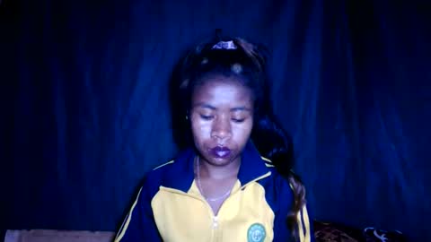 melanih online show from 05-25-26, 04:18