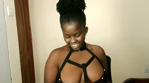 Snapshot of melanin_juicey8 chatting on 07-06-26, 05:04 melanin_juicey8 online show from 07-06-26, 05:04