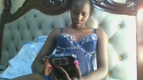 melaninblue online show from 05-02-26, 06:13