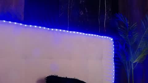 Snapshot of melanniebrown chatting on 04-21-26, 04:52 melanniebrown online show from 04-21-26, 04:52