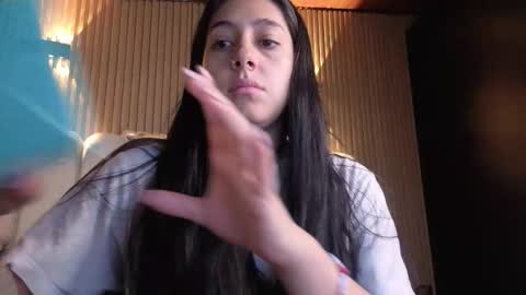 melanny_petite online show from 03-18-26, 12:52