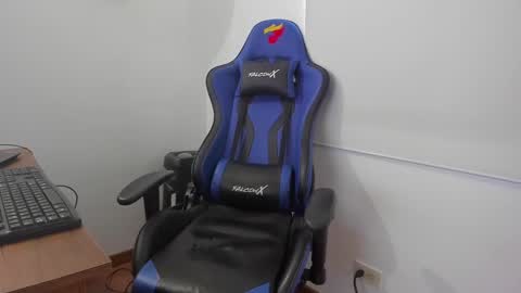 Snapshot of melany_arizaaa chatting on 01-22-25, 10:05 melany_arizaaa online show from 01-22-25, 10:05