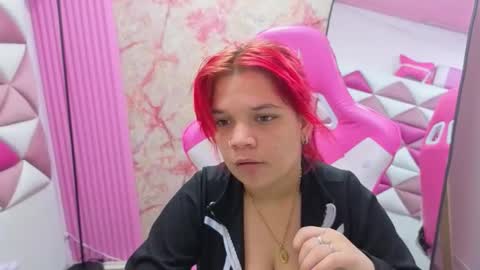 Snapshot of melanyanal_ chatting on 05-02-26, 02:55 MelanyAnal online show from 05-02-26, 02:55