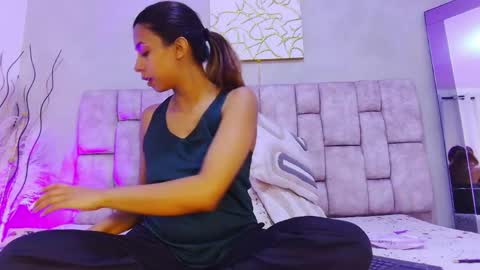 Melany online show from 06-02-26, 01:13