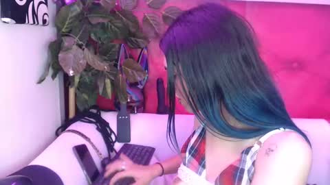 melhiza online show from 03-02-25, 07:10