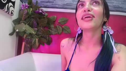 melhiza online show from 03-12-25, 04:56