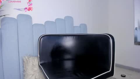 Meli  online show from 05-31-26, 06:09