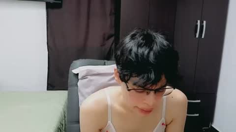 Snapshot of melissa_and_dany chatting on 07-09-26, 11:09 Melissas Corner online show from 07-09-26, 11:09