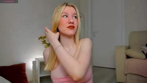 melissa_moooree online show from 02-24-26, 01:25