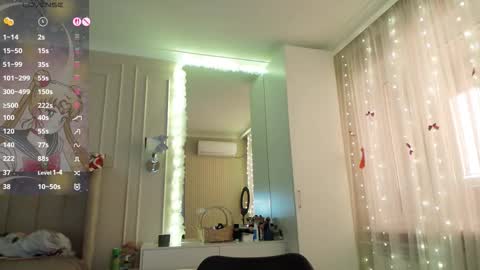 Lisaa online show from 02-26-26, 05:28