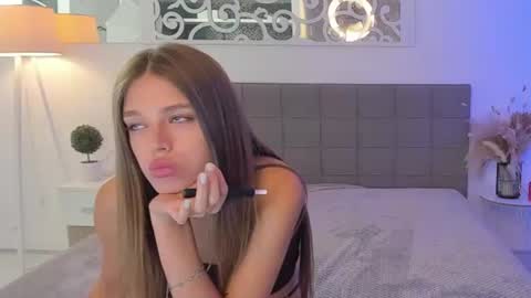 Snapshot of melissacrayzy chatting on 07-17-26, 05:36 MelissaCrayzy online show from 07-17-26, 05:36