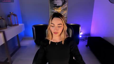 Snapshot of melissamoore_ chatting on 02-01-26, 02:32 Call me Meli online show from 02-01-26, 02:32