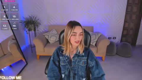 Snapshot of melissamoore_ chatting on 02-20-26, 03:25 Call me Meli online show from 02-20-26, 03:25