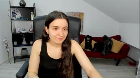 Snapshot of melissawiliam chatting on 05-08-26, 10:53 melissawiliam online show from 05-08-26, 10:53