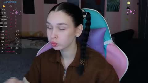 Freya  IM NONUDE online show from 01-15-25, 08:26