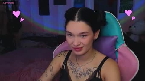 Freya  IM NONUDE online show from 09-23-25, 12:24