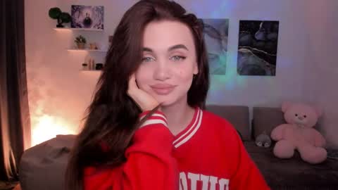 Snapshot of mellifluoustess chatting on 05-29-26, 04:32 Tessa online show from 05-29-26, 04:32
