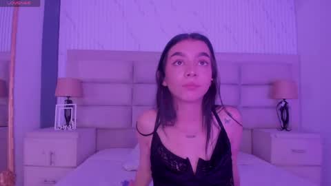Mel  online show from 05-08-26, 10:48