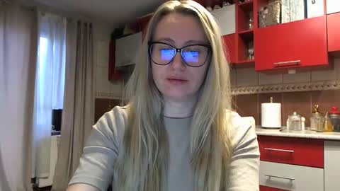 Melly online show from 02-03-26, 06:40