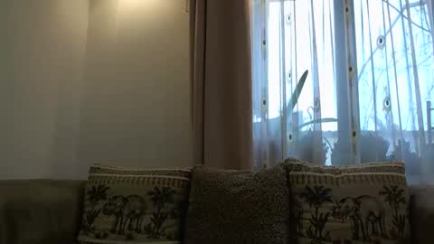 Melly online show from 03-23-26, 07:23