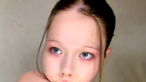 MelMooon online show from 07-15-26, 08:58