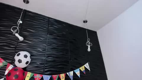Snapshot of meloddy_megann chatting on 06-25-26, 05:12 Melody online show from 06-25-26, 05:12