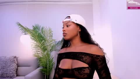 Melodi Skye online show from 06-06-26, 04:39