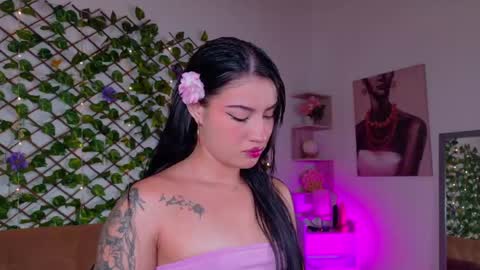 melody_cute10 online show from 05-11-26, 01:50