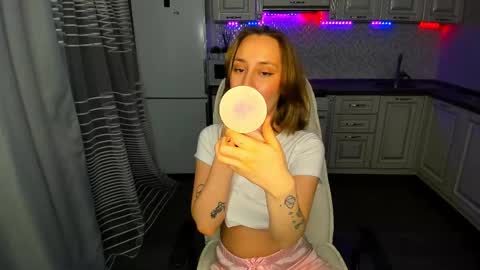 Kaylie online show from 03-12-25, 09:44