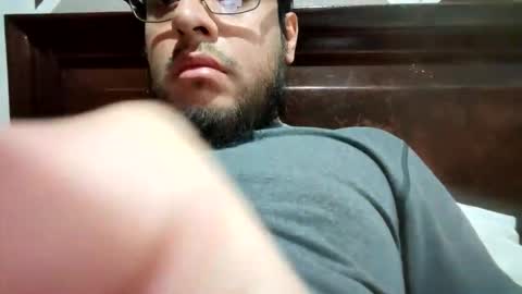 Snapshot of meltingdab chatting on 12-21-25, 01:46 meltingdab online show from 12-21-25, 01:46