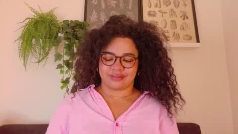 Snapshot of memphiswilliams chatting on 02-05-26, 03:33 Memphis Williams online show from 02-05-26, 03:33