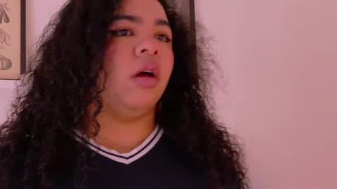 Snapshot of memphiswilliams chatting on 02-25-26, 03:05 Memphis Williams online show from 02-25-26, 03:05