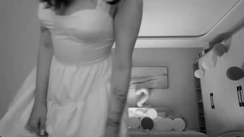 Snapshot of mencialo chatting on 05-15-26, 11:01 Mencialo online show from 05-15-26, 11:01